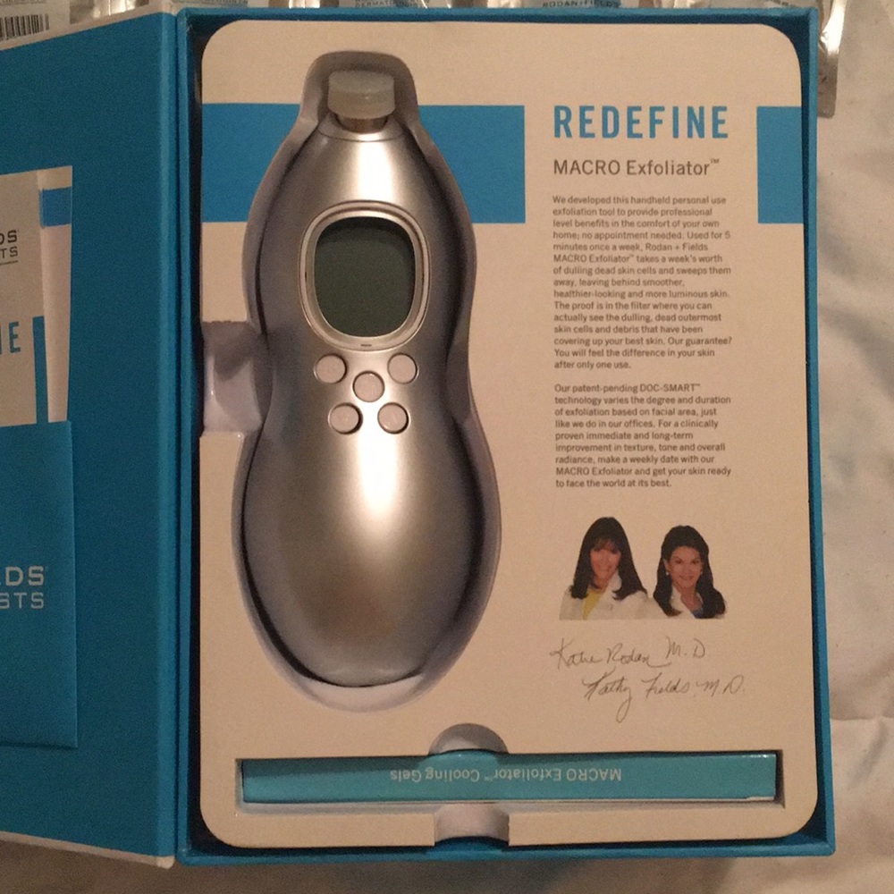 Rodan+Fields redefine Macro exfoliator